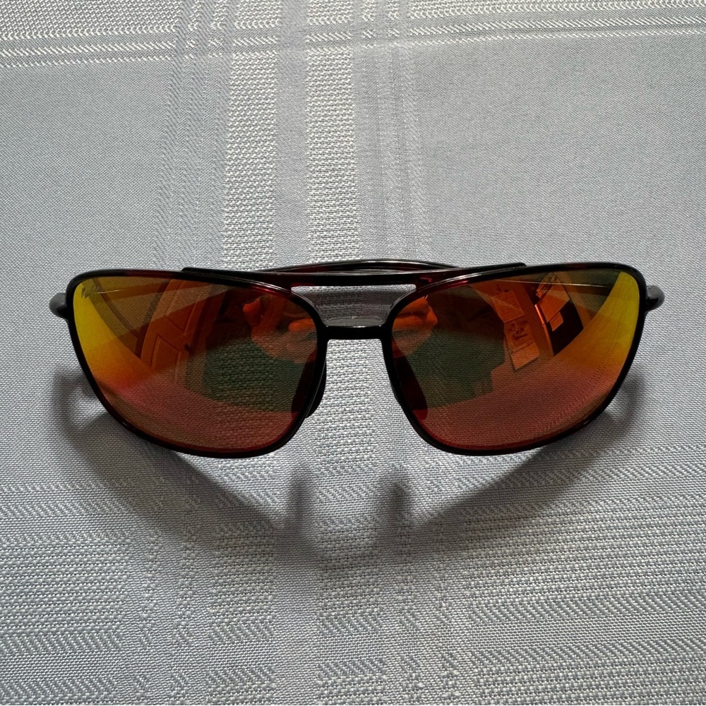 Maui Jim Black Sunglasses with Orange Lenses‎